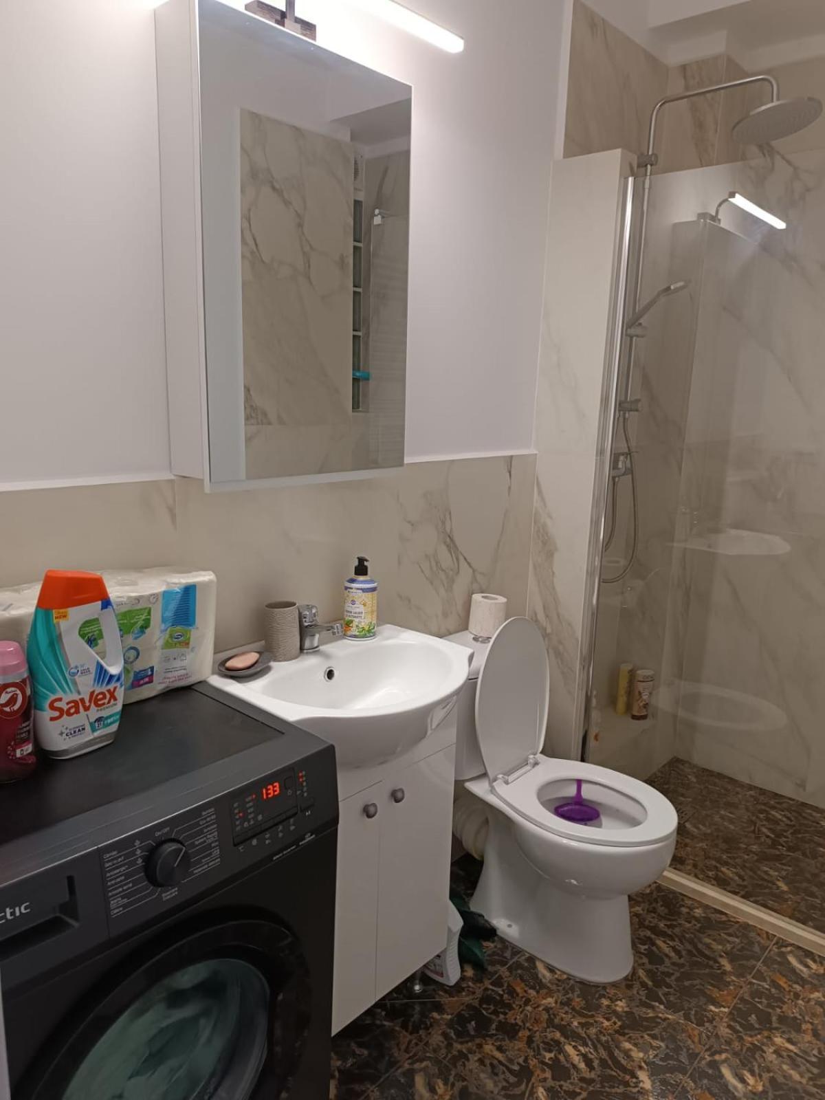 Apartament 2 Camere, Bloc Nou, Langa Promenada Moll, Capacitate 4 Persoane Craiova Bagian luar foto